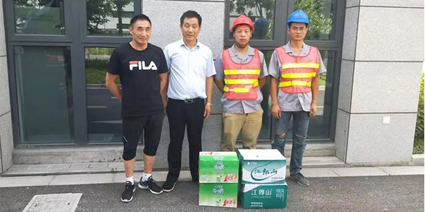 1568603166188560y3zd.jpg ww18.jpg